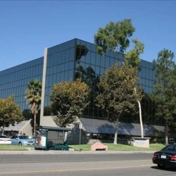 Executive suite to lease in Ontario