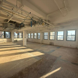 Office accommodation to let in New York City