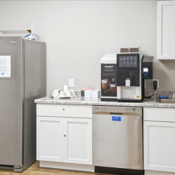 Office accomodations in central Sharonville