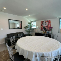 Executive suite to let in Los Angeles