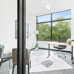 Serviced office centres to hire in Chicago