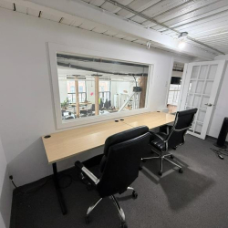 4035, Rue Saint-Ambroise, 216 office accommodations