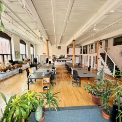 Offices at 4035, Rue Saint-Ambroise, 216