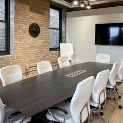Offices at 4311 North Ravenswood Avenue, 2nd & 3rd Floor
