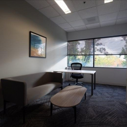 Lake Oswego serviced office