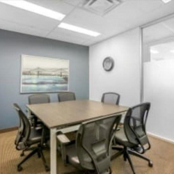 500 Place d'Armes, Suite 1800 office accomodations