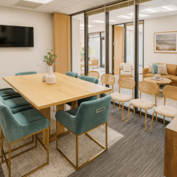 Interior of 5122, Avenida Encinas, Suite 100