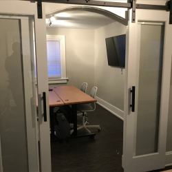 Executive office to rent in Indianapolis