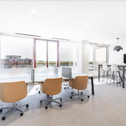 Executive office centres in central Rosemont