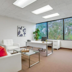 5850 Canoga Avenue, Suite 400 office suites