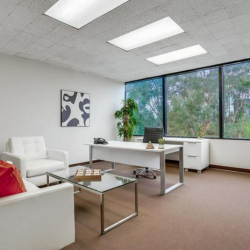 Executive suite in Woodland Hills