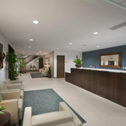 Serviced office centre to hire in Woodland Hills