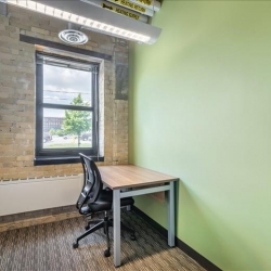 Office accomodations to lease in Toronto