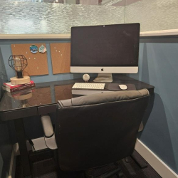 Executive suite in Cottage Grove