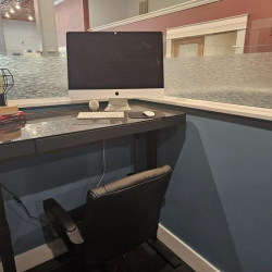 Office space - Cottage Grove