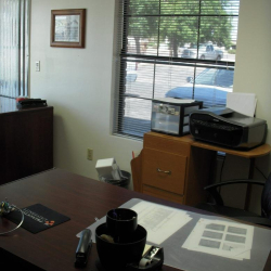 Serviced office centre to lease in Mesa