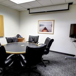 Office suites to lease in Irving