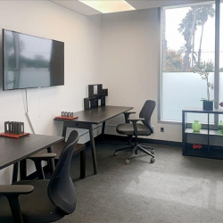 Office suites to lease in Los Angeles