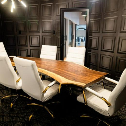 Executive offices in central Guaynabo