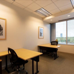 Interior of 700 Commerce Drive, Suite 500, Oak Brook Pointe