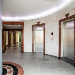 Serviced office centres in central Naucalpan de Juárez