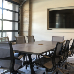 Executive office centres to lease in West Allis