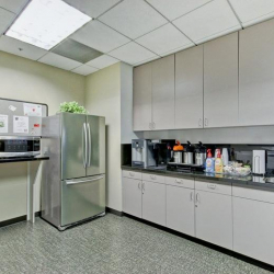 Office suites to let in Huntington Beach