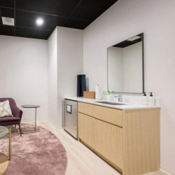 Executive offices to rent in Santa Monica