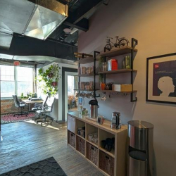Office accomodations to lease in Asheville