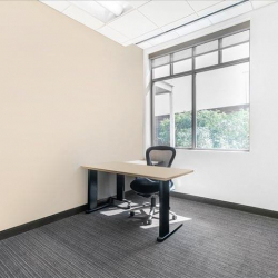 Serviced office to rent in Allen