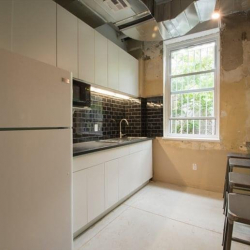 Office spaces to let in New York City