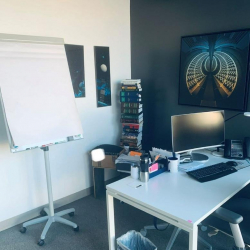 Office spaces to hire in Beverly Hills (California)