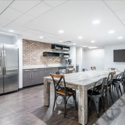 Office accomodations to lease in Boston