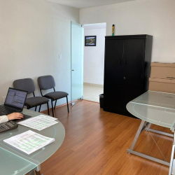 Serviced offices to let in Leon de los Aldama