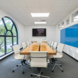 Office suites to hire in Alexandria (Virginia)