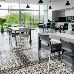 Offices at Avenue Patria 888 Jardines Universidad