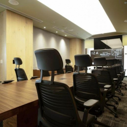 Bernardo Quintana sur 300, Torre 57, Piso 14 office spaces