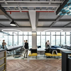 Executive office centre to hire in Leon