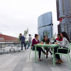 Offices at Blvd. Puerta de Hierro 5153, Zapopan