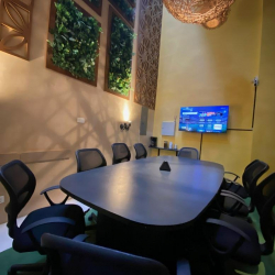 Offices at C. 50 48, Francisco de Montejo III