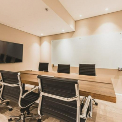 Calle 95 No 14-45 Piso 5, Calle executive offices