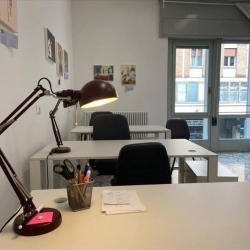 IA, 2000 McGill College Avenue Tower serviced office centres