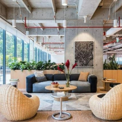 Executive suite to let in Medellín