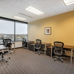 Executive office centre to lease in Pewaukee