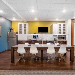 Office accomodation to let in Pewaukee