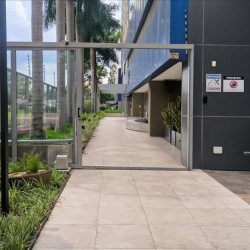 Exterior view of R. Luiz Seráphico Júnior, 511 Jardim Caravelas
