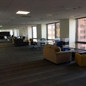 Executive office to rent in Los Angeles. Click for details.