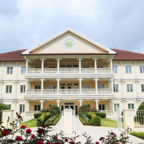 Serviced office - The Woodlands. Click for details.