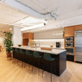 Image of Washington DC executive office. Click for details.