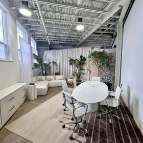 Image of Toronto office accommodation. Click for details.